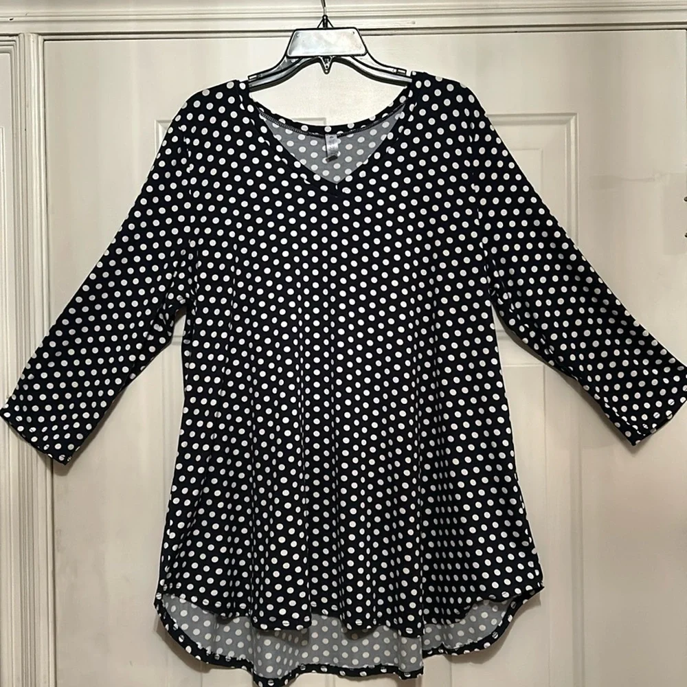 Navy and White Polka Dot Plus Size Top - Picture 1 of 3